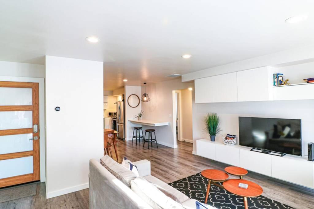 Condo 24! Prized Location. Modern! Bright! Enjoy! Boise Exterior photo